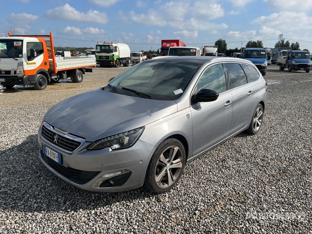 2015 Peugeot 308 Automobile - PKW: das Bild 4 2015 Peugeot 308 Automobile - PKW: das Bild 4