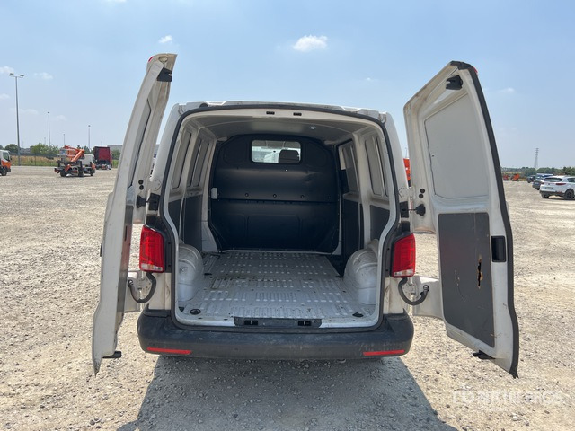 2021 Volkswagen Transporter Panel Short Wheelbase 2.0 TDI B ... Van Truck - Kleintransporter: das Bild 5 2021 Volkswagen Transporter Panel Short Wheelbase 2.0 TDI B ... Van Truck - Kleintransporter: das Bild 5
