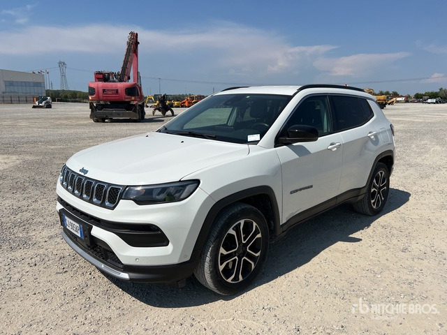 2022 Jeep Compass 1.3 T4 PHEV 190CV BUSINESS PLUS 4XE SUV - SUV/ Geländewagen: das Bild 2 2022 Jeep Compass 1.3 T4 PHEV 190CV BUSINESS PLUS 4XE SUV - SUV/ Geländewagen: das Bild 2