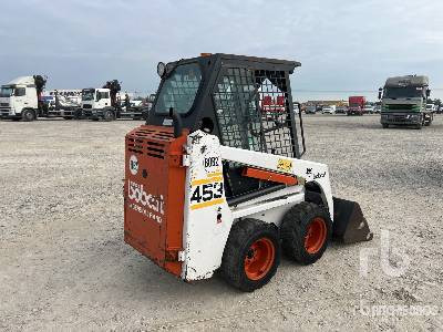 BOBCAT 453 - Kompaktlader: das Bild 3 BOBCAT 453 - Kompaktlader: das Bild 3