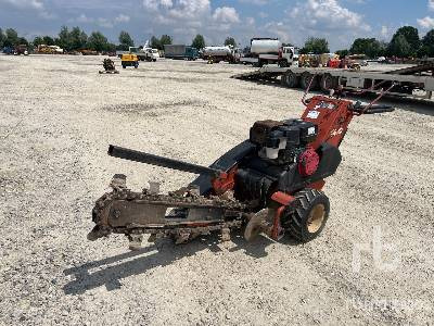 DITCH WITCH 1330 - Grabenbagger/ Grabenfräse: das Bild 1 DITCH WITCH 1330 - Grabenbagger/ Grabenfräse: das Bild 1