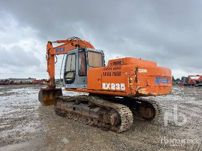 FIAT-HITACHI EX235 - Kettenbagger: das Bild 2 FIAT-HITACHI EX235 - Kettenbagger: das Bild 2