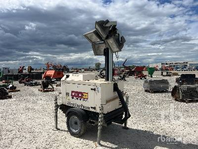 GENERAC VMAX 8 kVA (Inoperable) - Lichtmasten: das Bild 5 GENERAC VMAX 8 kVA (Inoperable) - Lichtmasten: das Bild 5