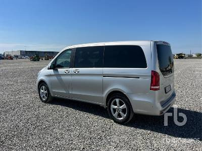 MERCEDES-BENZ CLASSE V EXECUT AWD 4 Matic - PKW: das Bild 3 MERCEDES-BENZ CLASSE V EXECUT AWD 4 Matic - PKW: das Bild 3