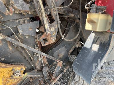 Rundballenpresse NEW HOLLAND BB960: das Bild 21