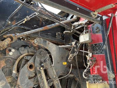 Rundballenpresse NEW HOLLAND BB960: das Bild 20