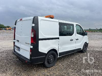 RENAULT TRAFIC 145 - Koffer LKW: das Bild 3 RENAULT TRAFIC 145 - Koffer LKW: das Bild 3