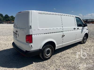 VOLKSWAGEN TRANSPORTER 2.0 TDI BlueMotion SCR 81kW 5-speed - Koffer LKW: das Bild 3 VOLKSWAGEN TRANSPORTER 2.0 TDI BlueMotion SCR 81kW 5-speed - Koffer LKW: das Bild 3