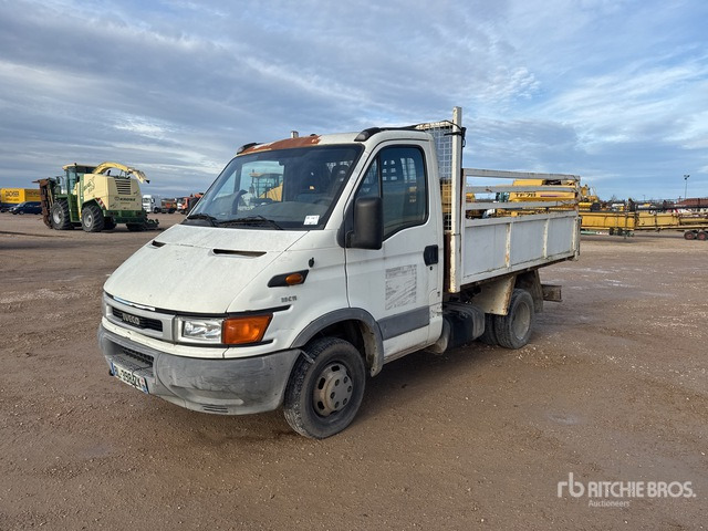 2002 Iveco Daily 35C11 4x2 Camion Benne (Inoperable) Dump Truck: Light Duty - Kipper: das Bild 1 2002 Iveco Daily 35C11 4x2 Camion Benne (Inoperable) Dump Truck: Light Duty - Kipper: das Bild 1