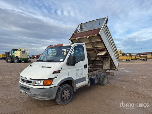 2002 Iveco Daily 35C11 4x2 Camion Benne (Inoperable) Dump Truck: Light Duty - Kipper: das Bild 2 2002 Iveco Daily 35C11 4x2 Camion Benne (Inoperable) Dump Truck: Light Duty - Kipper: das Bild 2