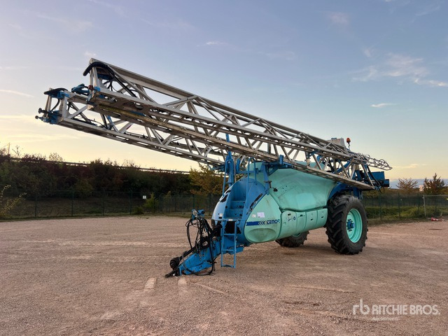 2008 Berthoud Tenor 55-60 DP Tronic 42 m High Clearance Pulverisate ... Pull-Type Sprayer - Anhängespritze: das Bild 2 2008 Berthoud Tenor 55-60 DP Tronic 42 m High Clearance Pulverisate ... Pull-Type Sprayer - Anhängespritze: das Bild 2