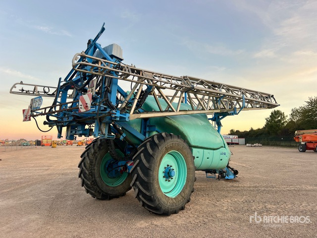 2008 Berthoud Tenor 55-60 DP Tronic 42 m High Clearance Pulverisate ... Pull-Type Sprayer - Anhängespritze: das Bild 3 2008 Berthoud Tenor 55-60 DP Tronic 42 m High Clearance Pulverisate ... Pull-Type Sprayer - Anhängespritze: das Bild 3