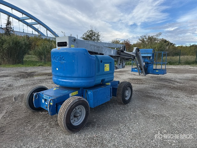 2012 Genie Z45/25J 2WD Electric Nacelle Articulee ... Articulating Boom Lift - Gelenkarmbühne: das Bild 1 2012 Genie Z45/25J 2WD Electric Nacelle Articulee ... Articulating Boom Lift - Gelenkarmbühne: das Bild 1