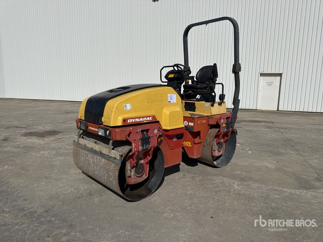 2013 Dynapac CC1300 Compacteur Vibrant Tandem Double Drum Roller - Straßenwalze: das Bild 2 2013 Dynapac CC1300 Compacteur Vibrant Tandem Double Drum Roller - Straßenwalze: das Bild 2