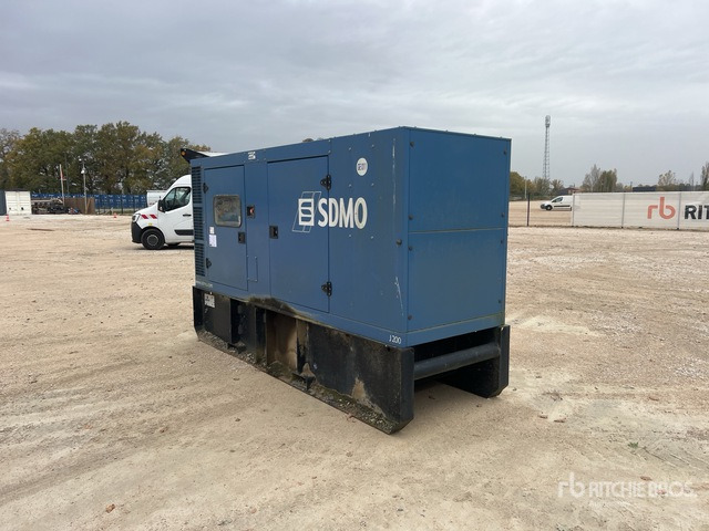 2013 Sdmo J200K 182 kVA Skid-Mounted Groupe Ele ... Generator Set - Stromgenerator: das Bild 2 2013 Sdmo J200K 182 kVA Skid-Mounted Groupe Ele ... Generator Set - Stromgenerator: das Bild 2