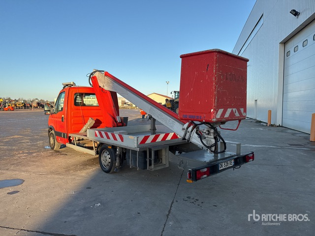 2014 Iveco 35S11 2014 Multitel 160Alu Ds 16 m on ... Bucket Truck - LKW mit Arbeitsbühne: das Bild 3 2014 Iveco 35S11 2014 Multitel 160Alu Ds 16 m on ... Bucket Truck - LKW mit Arbeitsbühne: das Bild 3