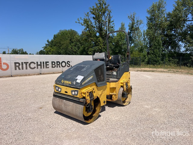 2015 Bomag BW120AD-5 Compacteur Vibrant Tandem Double Drum Roller - Straßenwalze: das Bild 2 2015 Bomag BW120AD-5 Compacteur Vibrant Tandem Double Drum Roller - Straßenwalze: das Bild 2