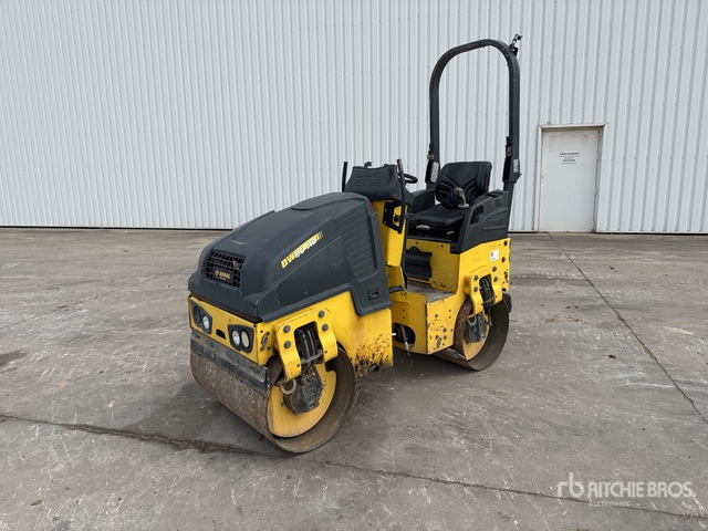 2018 Bomag BW90 AD-5 Compacteur Vibrant Tandem Double Drum Roller - Straßenwalze: das Bild 2 2018 Bomag BW90 AD-5 Compacteur Vibrant Tandem Double Drum Roller - Straßenwalze: das Bild 2