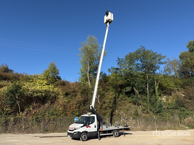 2019 Iveco Daily 2018 Klubb KT48 16 m on 4x2 Cam ... Bucket Truck - LKW mit Arbeitsbühne: das Bild 3 2019 Iveco Daily 2018 Klubb KT48 16 m on 4x2 Cam ... Bucket Truck - LKW mit Arbeitsbühne: das Bild 3