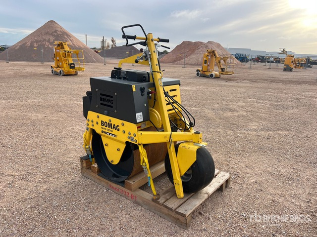 2022 Bomag BW71E-2 Compacteur A Guidage Manuel (No ... Walk Behind Roller - Kleine Walze: das Bild 4 2022 Bomag BW71E-2 Compacteur A Guidage Manuel (No ... Walk Behind Roller - Kleine Walze: das Bild 4