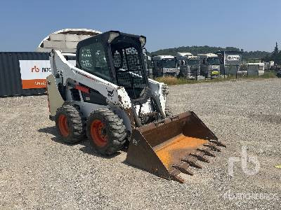 BOBCAT S530 Chargeuse Compacte - Kompaktlader: das Bild 4 BOBCAT S530 Chargeuse Compacte - Kompaktlader: das Bild 4