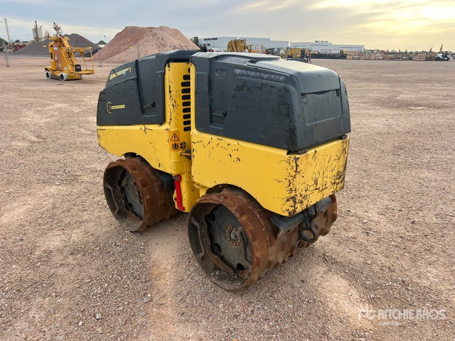 Bomag BMP 8500 Rouleau de compactage - Kleine Walze: das Bild 3 Bomag BMP 8500 Rouleau de compactage - Kleine Walze: das Bild 3