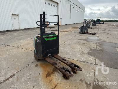 CESAB P320 2000 kg Electric Transpalette E ... - Niederhubwagen: das Bild 4 CESAB P320 2000 kg Electric Transpalette E ... - Niederhubwagen: das Bild 4