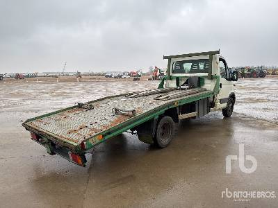 IVECO 35C14HPI 4x2 Vehicule Utilitaire - Abschleppwagen: das Bild 3 IVECO 35C14HPI 4x2 Vehicule Utilitaire - Abschleppwagen: das Bild 3