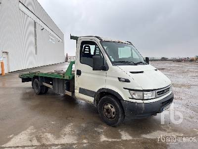 IVECO 35C14HPI 4x2 Vehicule Utilitaire - Abschleppwagen: das Bild 4 IVECO 35C14HPI 4x2 Vehicule Utilitaire - Abschleppwagen: das Bild 4