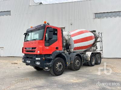 IVECO TRAKKER 410 8x4 Camion Malaxeur - Fahrmischer: das Bild 1 IVECO TRAKKER 410 8x4 Camion Malaxeur - Fahrmischer: das Bild 1