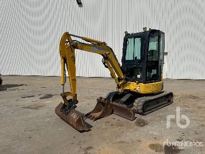 KOMATSU PC26MR-3 Mini-Pelle - Minibagger: das Bild 1 KOMATSU PC26MR-3 Mini-Pelle - Minibagger: das Bild 1