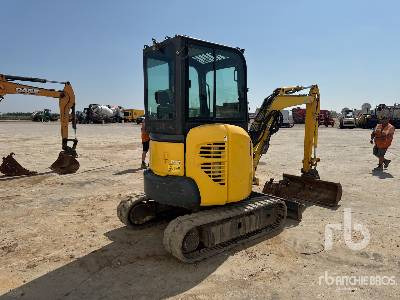 KOMATSU PC26MR-3 Mini-Pelle - Minibagger: das Bild 4 KOMATSU PC26MR-3 Mini-Pelle - Minibagger: das Bild 4