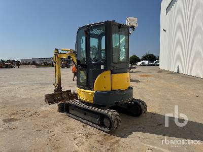 KOMATSU PC26MR-3 Mini-Pelle - Minibagger: das Bild 2 KOMATSU PC26MR-3 Mini-Pelle - Minibagger: das Bild 2
