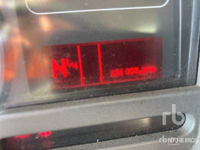 RENAULT PREMIUM LANDER 2010 SECMAIR SERVIROUTE 9000 L ... - Bitumenspritzmaschine: das Bild 5 RENAULT PREMIUM LANDER 2010 SECMAIR SERVIROUTE 9000 L ... - Bitumenspritzmaschine: das Bild 5