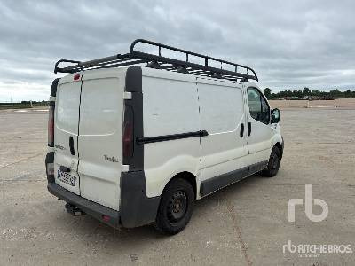 RENAULT TRAFIC Vehicule Utilitaire - Kastenwagen: das Bild 3 RENAULT TRAFIC Vehicule Utilitaire - Kastenwagen: das Bild 3
