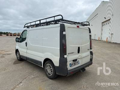 RENAULT TRAFIC Vehicule Utilitaire - Kastenwagen: das Bild 2 RENAULT TRAFIC Vehicule Utilitaire - Kastenwagen: das Bild 2
