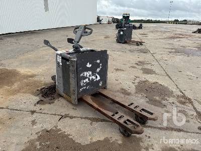 UNICARRIERS PLE180 2000 kg Electric Transpalette E ... - Niederhubwagen: das Bild 4 UNICARRIERS PLE180 2000 kg Electric Transpalette E ... - Niederhubwagen: das Bild 4