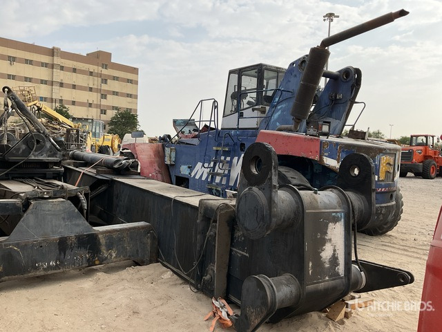 2004 Fantuzzi CS45KM 45 ton (Inoperable) Container Handler - Containerstapler: das Bild 4 2004 Fantuzzi CS45KM 45 ton (Inoperable) Container Handler - Containerstapler: das Bild 4