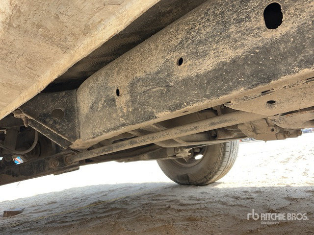 Pick-up 2008 Nissan 4x4 Crew Cab (Inoperable) Pickup: das Bild 6