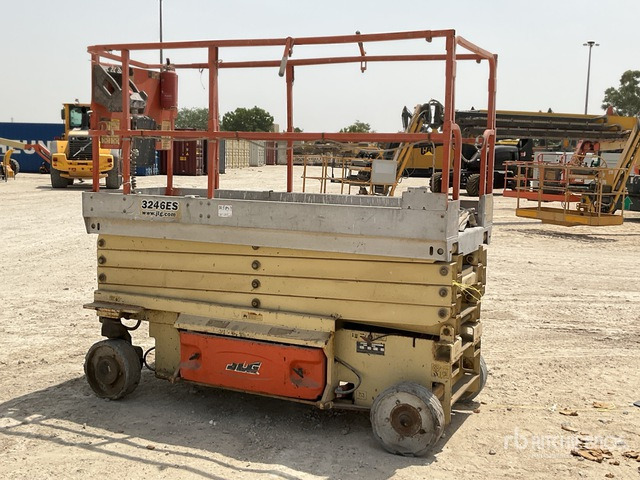 2010 JLG 3246ES Electric Scissor Lift - Scherenbühne: das Bild 3 2010 JLG 3246ES Electric Scissor Lift - Scherenbühne: das Bild 3