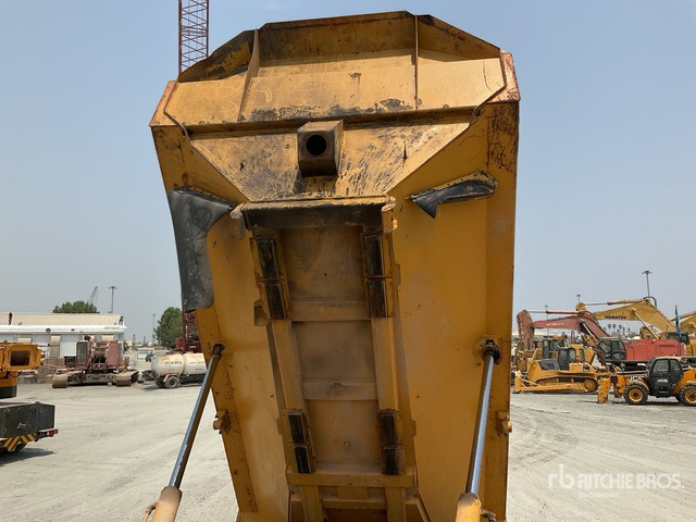 2011 Cat 740 - Knickgelenkter Dumper: das Bild 5 2011 Cat 740 - Knickgelenkter Dumper: das Bild 5