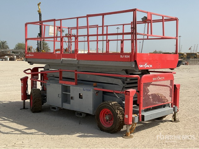 2012 Skyjack SJ9241 4x4 Diesel Scissor Lift - Scherenbühne: das Bild 4 2012 Skyjack SJ9241 4x4 Diesel Scissor Lift - Scherenbühne: das Bild 4