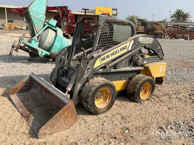 2014 New Holland L225 (Inoperable) Skid Steer Loader - Kompaktlader: das Bild 2 2014 New Holland L225 (Inoperable) Skid Steer Loader - Kompaktlader: das Bild 2