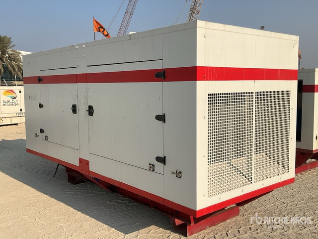 2021 FG Wilson P220H-2 220 kVA Skid-Mounted Generator Set - Stromgenerator: das Bild 3 2021 FG Wilson P220H-2 220 kVA Skid-Mounted Generator Set - Stromgenerator: das Bild 3