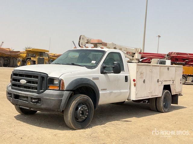 2006 Ford F550XL SUPER DUTY 4x2 Service Truck - Kommunal-/ Sonderfahrzeug: das Bild 2 2006 Ford F550XL SUPER DUTY 4x2 Service Truck - Kommunal-/ Sonderfahrzeug: das Bild 2