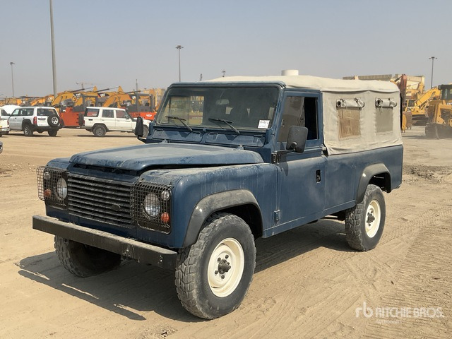 Land Rover 110 - PKW: das Bild 3 Land Rover 110 - PKW: das Bild 3