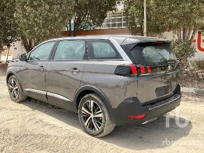PEUGEOT 5008 (Unused) - PKW: das Bild 2 PEUGEOT 5008 (Unused) - PKW: das Bild 2