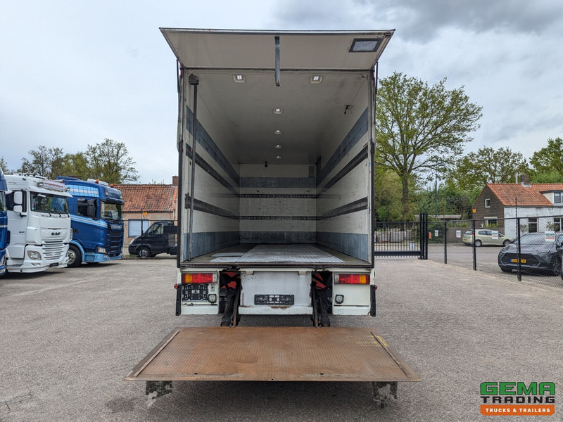 DAF CF85.410 4x2 Spacecab Euro5 - Geïsoleerde bak 7.6m - Laadklep 1500kg - Reservewiel - Koffer LKW: das Bild 4 DAF CF85.410 4x2 Spacecab Euro5 - Geïsoleerde bak 7.6m - Laadklep 1500kg - Reservewiel - Koffer LKW: das Bild 4