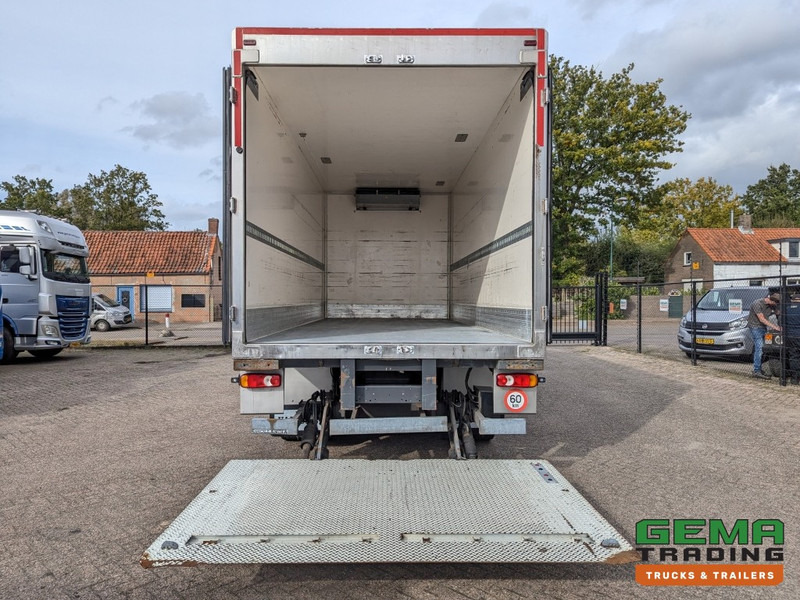DAF FA LF55.300 4x2 Sleepcab 18T Euro5 Koel-VriesBak 6.45m + Carrier Supra 750 - Laadklep 1500KG (V781) - Isotherm LKW: das Bild 4 DAF FA LF55.300 4x2 Sleepcab 18T Euro5 Koel-VriesBak 6.45m + Carrier Supra 750 - Laadklep 1500KG (V781) - Isotherm LKW: das Bild 4