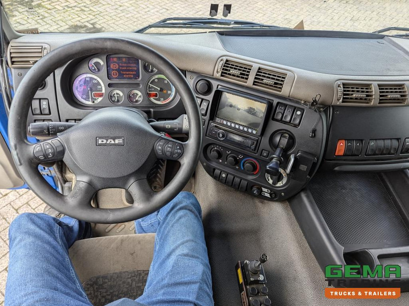 Abrollkipper DAF FAS CF85.410 6x2 Euro5 FAS CF85.410 6x2 Spacecab Euro5 - HaakarmSysteem AJK 20T - KlapBumper - Vangmuilkoppeling - Lift-As: das Bild 16 Abrollkipper DAF FAS CF85.410 6x2 Euro5 FAS CF85.410 6x2 Spacecab Euro5 - HaakarmSysteem AJK 20T - KlapBumper - Vangmuilkoppeling - Lift-As: das Bild 16